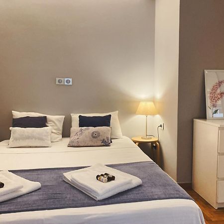 Cozy Newly Renovated 1 Bedroom Apartment In The Heart Of Athènes Extérieur photo